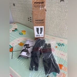 Mompush wiz stroller car seat adapter.